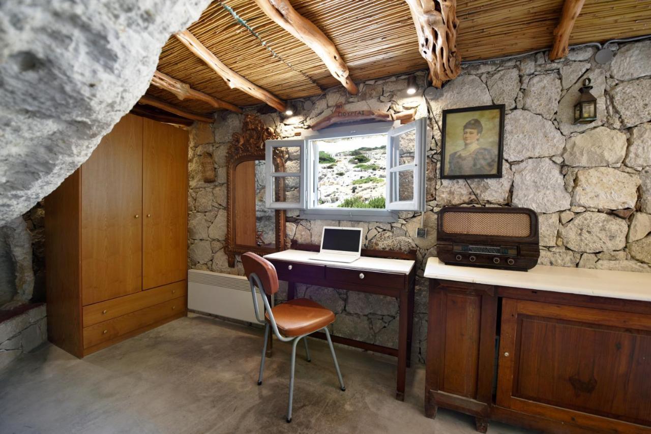 Giourgas Cottage Milos Island Ralaki 외부 사진